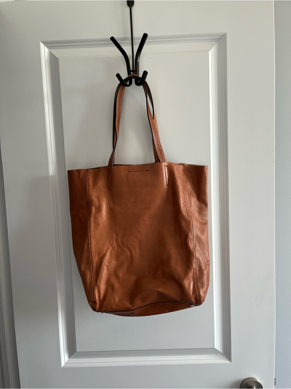 Banana Republic Classic Leather Tote Bag in Brown